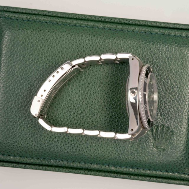 Rolex Sea-Dweller 16600 Image 4